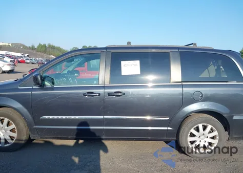 2014 Chrysler Town & Country Touring из США, поврежденный, VIN 2C4RC1BG3ER300837